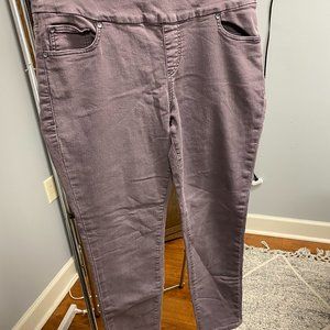 Women's colored jeans